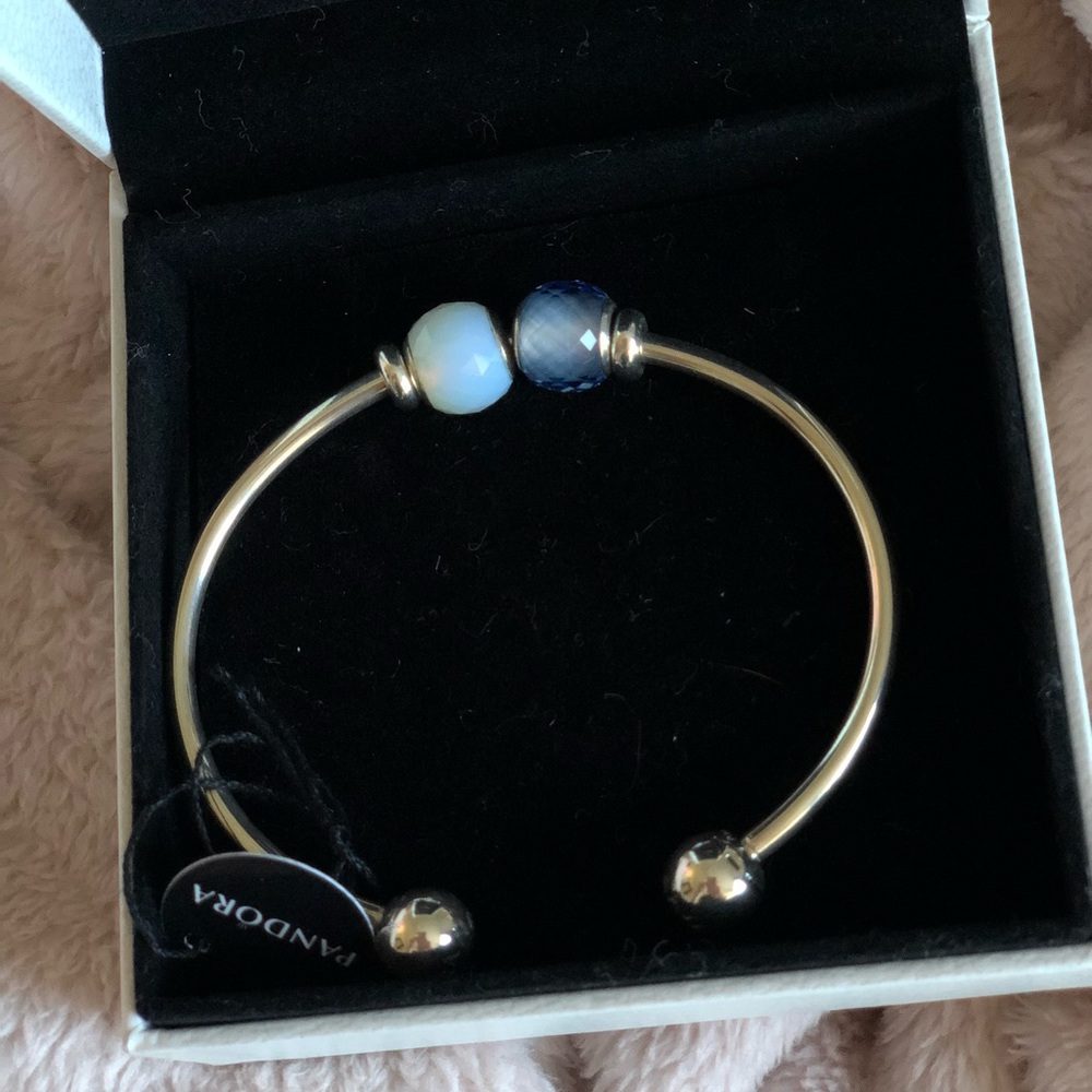 pandora bracelet